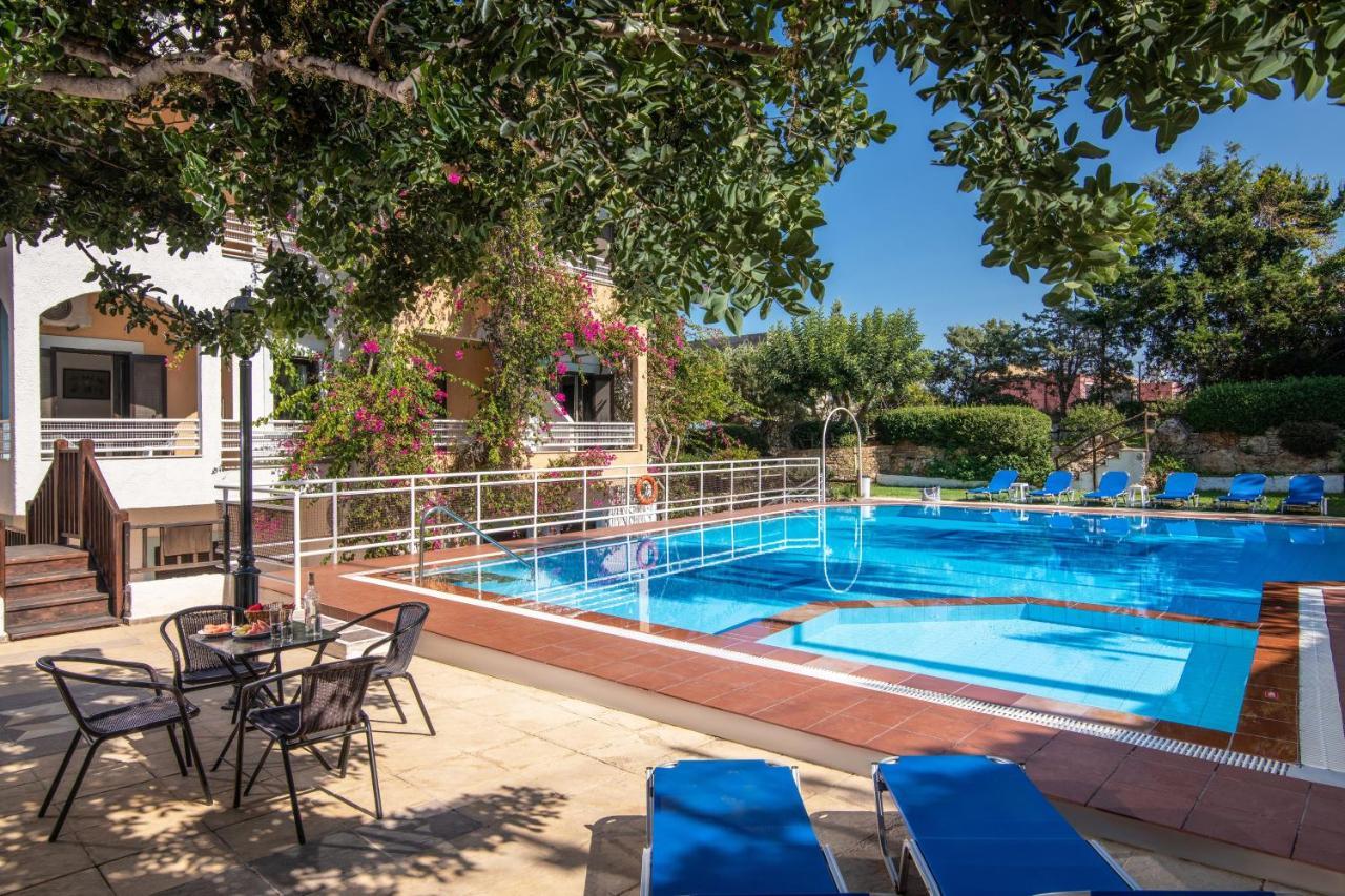 Iliostasi Beach Apartments Херсонісос Екстер'єр фото