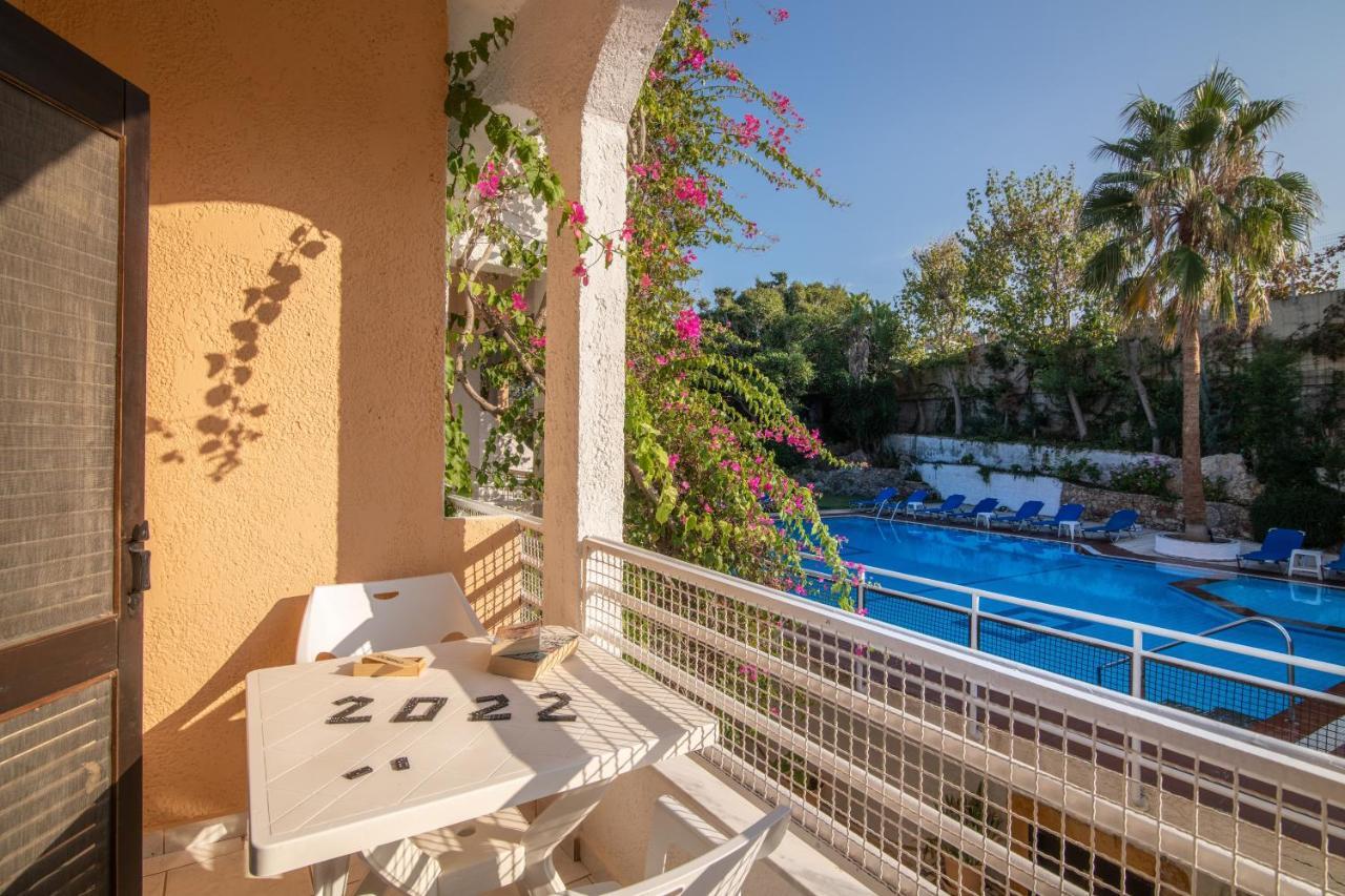 Iliostasi Beach Apartments Херсонісос Екстер'єр фото