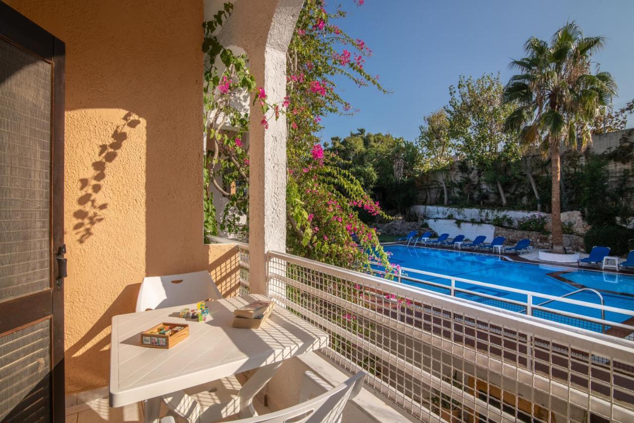 Iliostasi Beach Apartments Херсонісос Екстер'єр фото