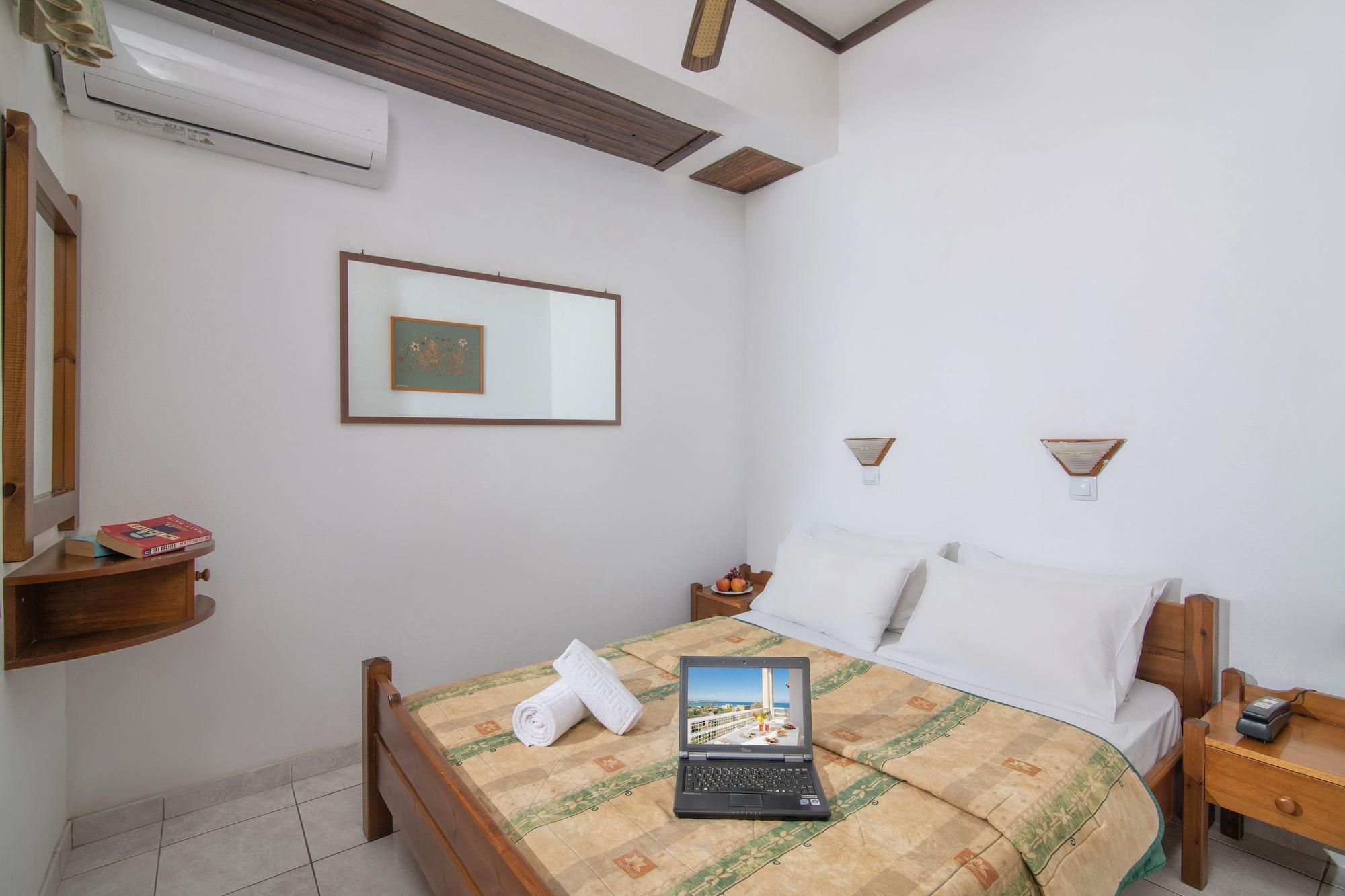 Iliostasi Beach Apartments Херсонісос Екстер'єр фото